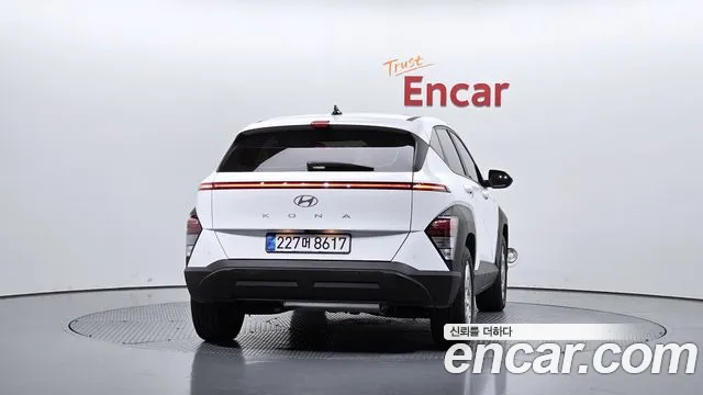 Hyundai Kona 2023 thumb 4