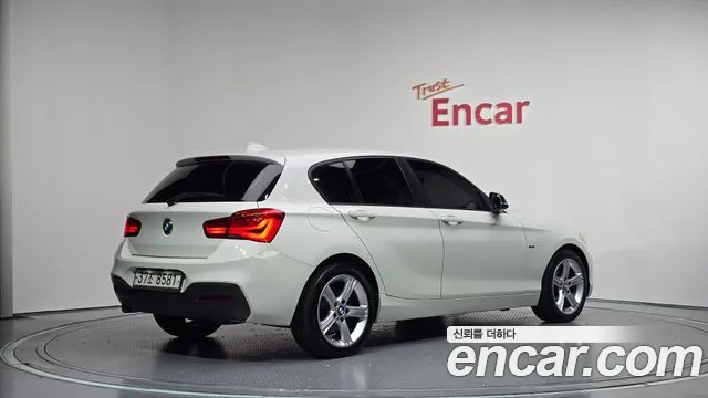 BMW 1-Series 2015 thumb 2