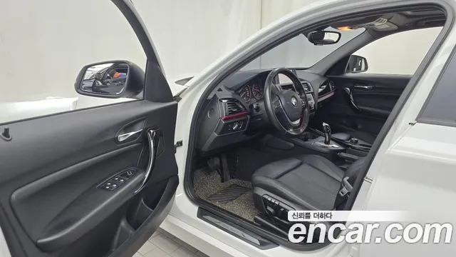 BMW 1-Series 2015 thumb 10