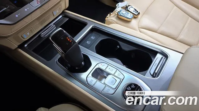 KG_Mobility_Ssangyong Rexton 2025 thumb 8