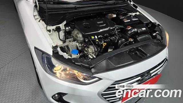 Hyundai Avante 2016 thumb 6