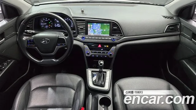 Hyundai Avante 2016 thumb 7