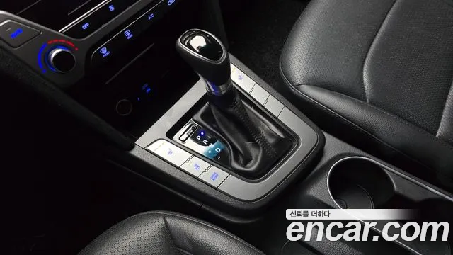 Hyundai Avante 2016 thumb 9