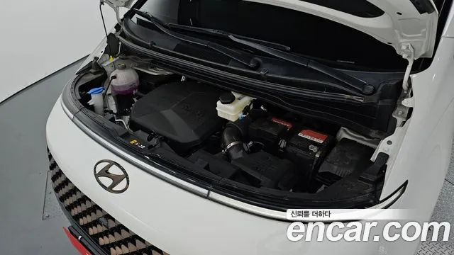 Hyundai Staria 2022 thumb 5