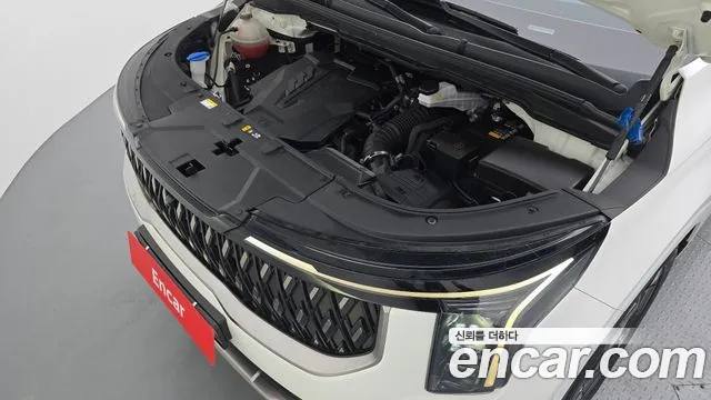 Kia Carnival 2023 thumb 6