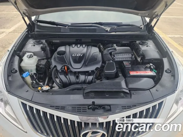 Hyundai Grandeur 2013 thumb 2