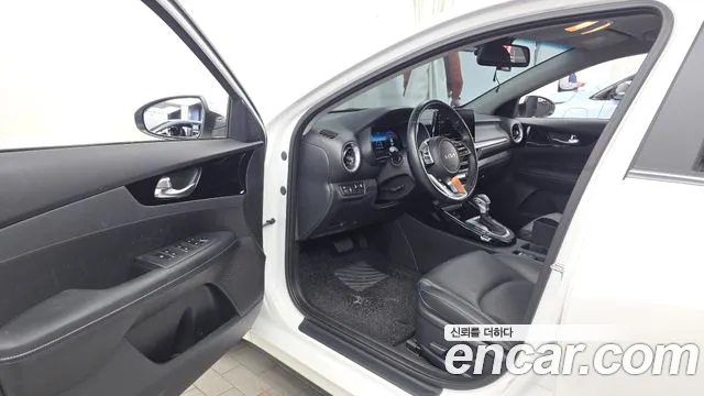 Kia K3 2022 thumb 10