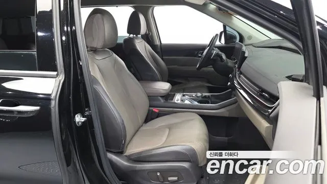 Kia Carnival 2024 thumb 11