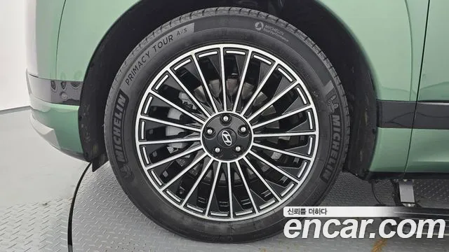 Hyundai IONIQ 9 2025 thumb 4