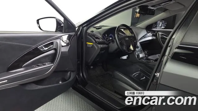 Hyundai Grandeur 2013 thumb 10