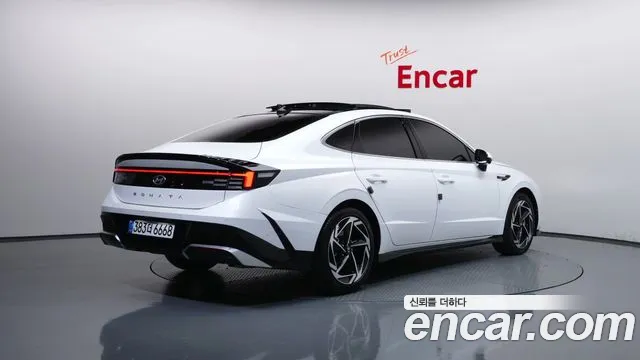 Hyundai Sonata 2026 thumb 2