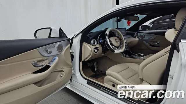 Mercedes-Benz C-Класс 2016 thumb 10