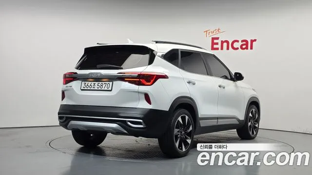 Kia Seltos 2021 thumb 2