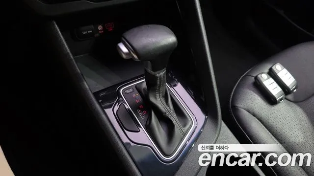 Kia Niro 2018 thumb 9
