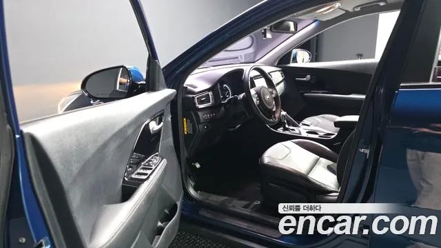 Kia Niro 2018 thumb 10