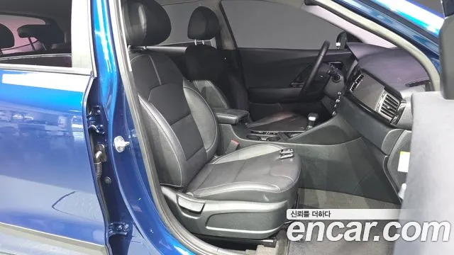 Kia Niro 2018 thumb 11