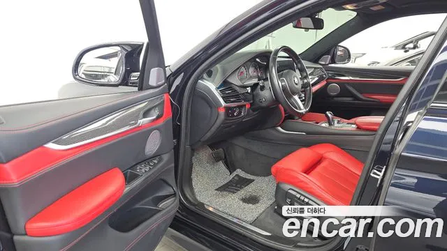 BMW X6M 2016 thumb 10