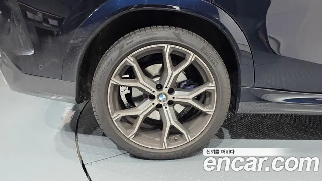 BMW X6 2023 thumb 4
