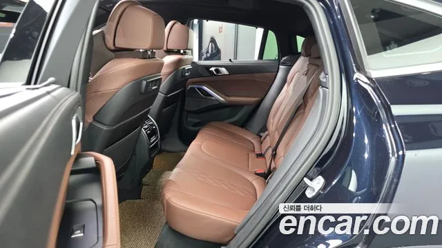 BMW X6 2023 thumb 11