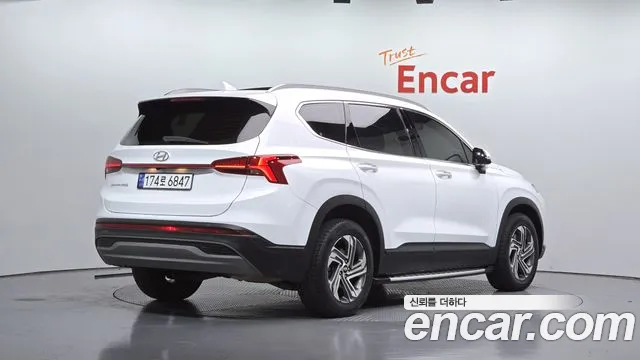 Hyundai Santa Fe 2023 thumb 2