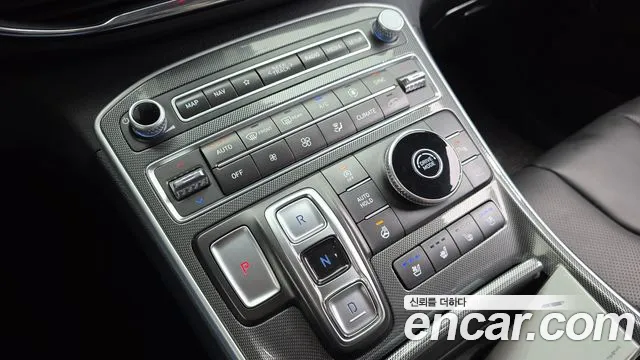 Hyundai Santa Fe 2023 thumb 9