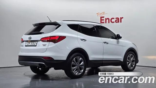 Hyundai Santa Fe 2014 thumb 2