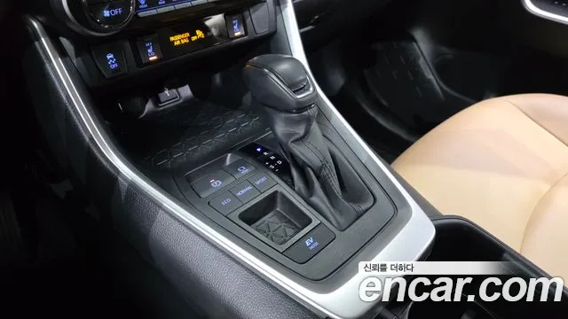 Toyota RAV4 2022 thumb 9