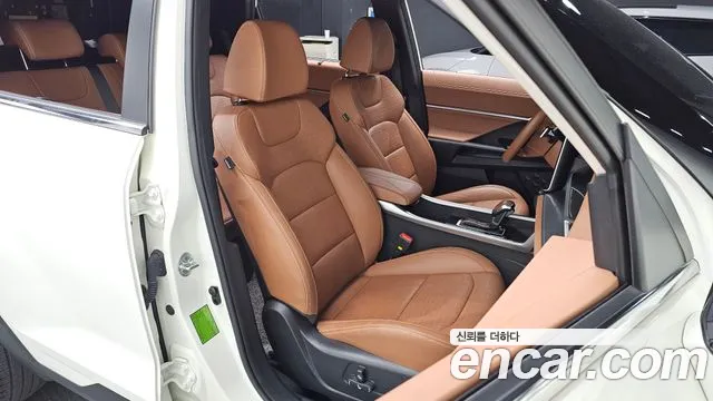 KG_Mobility_Ssangyong Torres 2023 thumb 12