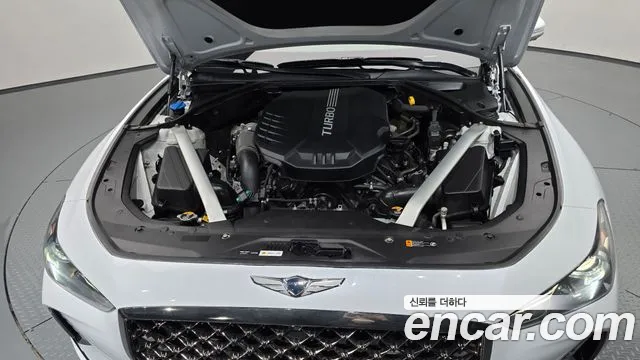 Genesis G70 2018 thumb 5