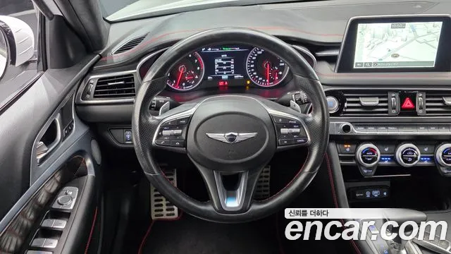 Genesis G70 2018 thumb 12