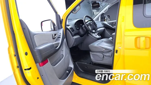 Hyundai Starex 2013 thumb 10