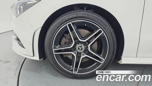 Mercedes-Benz CLA 2021 thumb 5