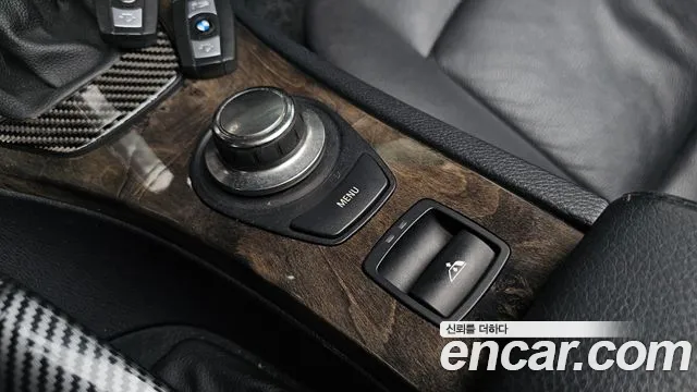 BMW 3-Series 2007 thumb 8