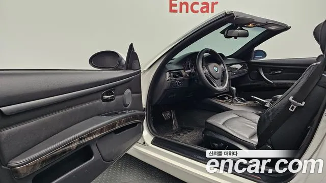 BMW 3-Series 2007 thumb 9