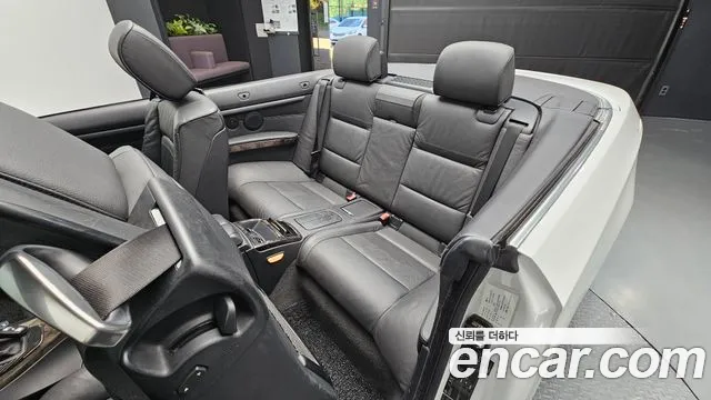 BMW 3-Series 2007 thumb 11