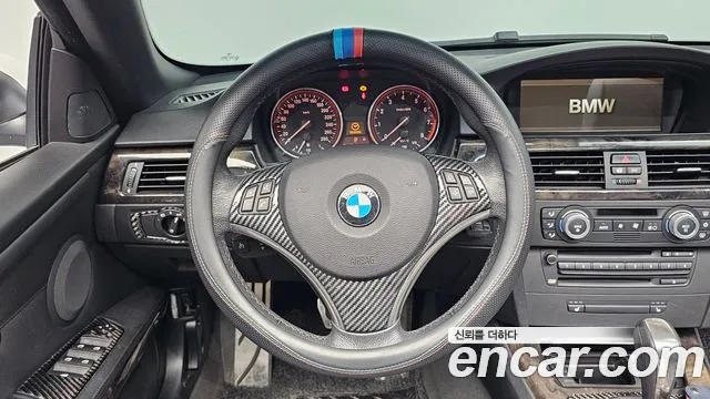 BMW 3-Series 2007 thumb 12