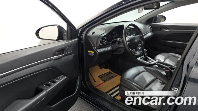 Hyundai Avante 2019 thumb 10