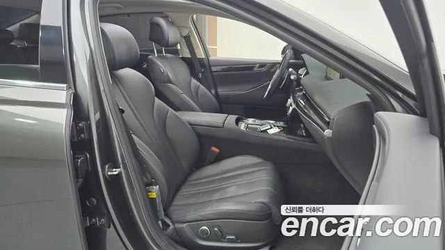 Genesis G80 2021 thumb 10