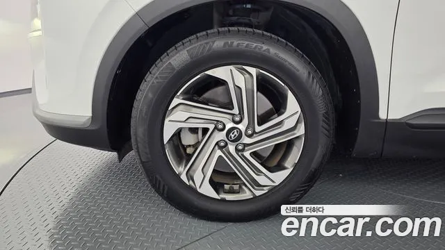 Hyundai Santa Fe 2022 thumb 4