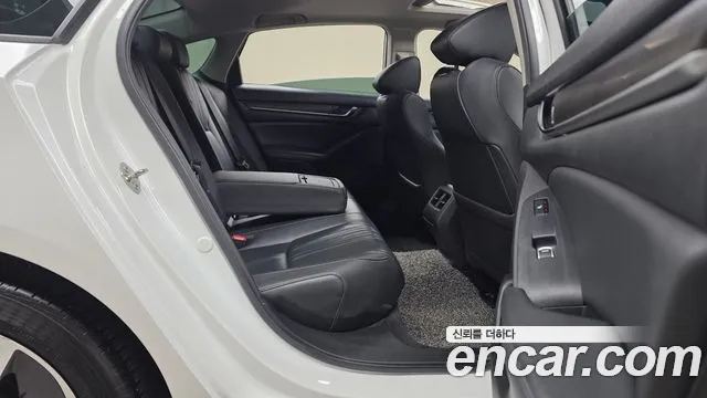 Honda Accord 2019 thumb 10