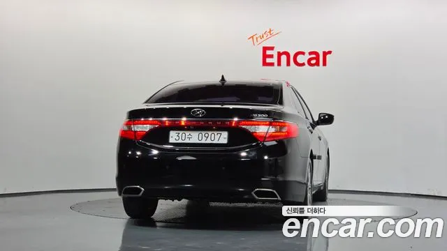 Hyundai Grandeur 2015 thumb 4