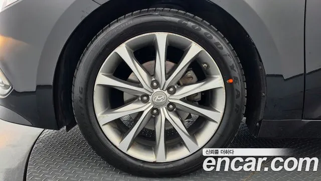 Hyundai Grandeur 2015 thumb 5