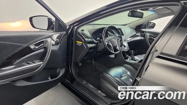 Hyundai Grandeur 2015 thumb 10