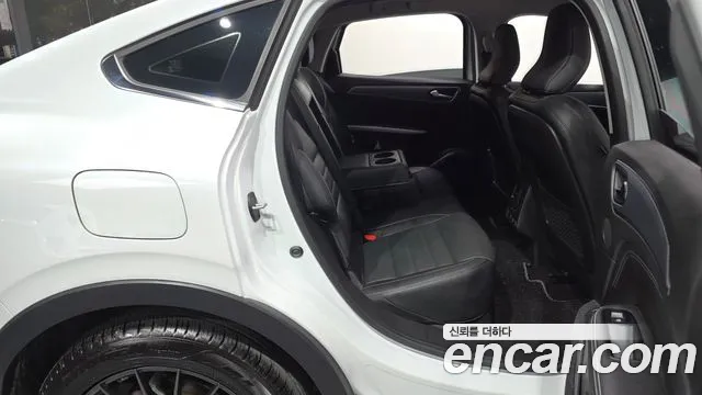 Renault-KoreaSamsung Arkana 2020 thumb 11