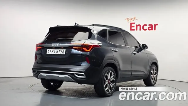 Kia Seltos 2021 thumb 2