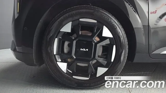 Kia Carnival 2025 thumb 5