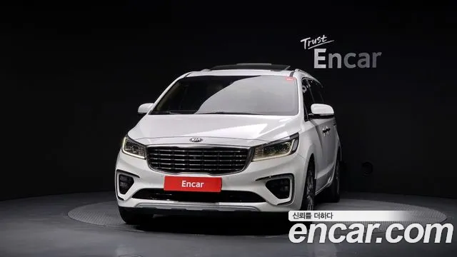 Kia Carnival 2020 thumb 3