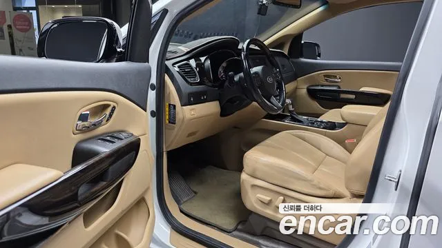 Kia Carnival 2020 thumb 10