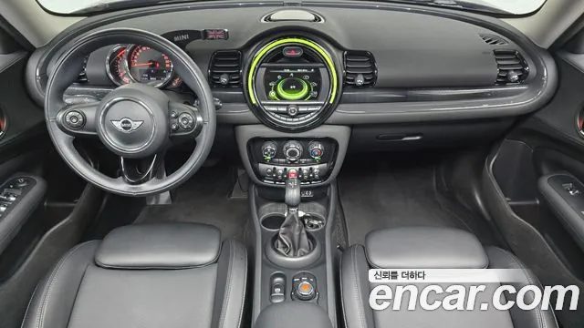 MINI Clubman 2018 thumb 7