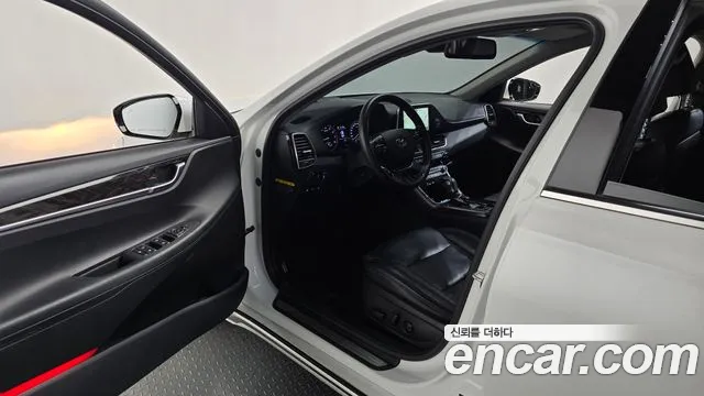 Hyundai Grandeur 2018 thumb 10